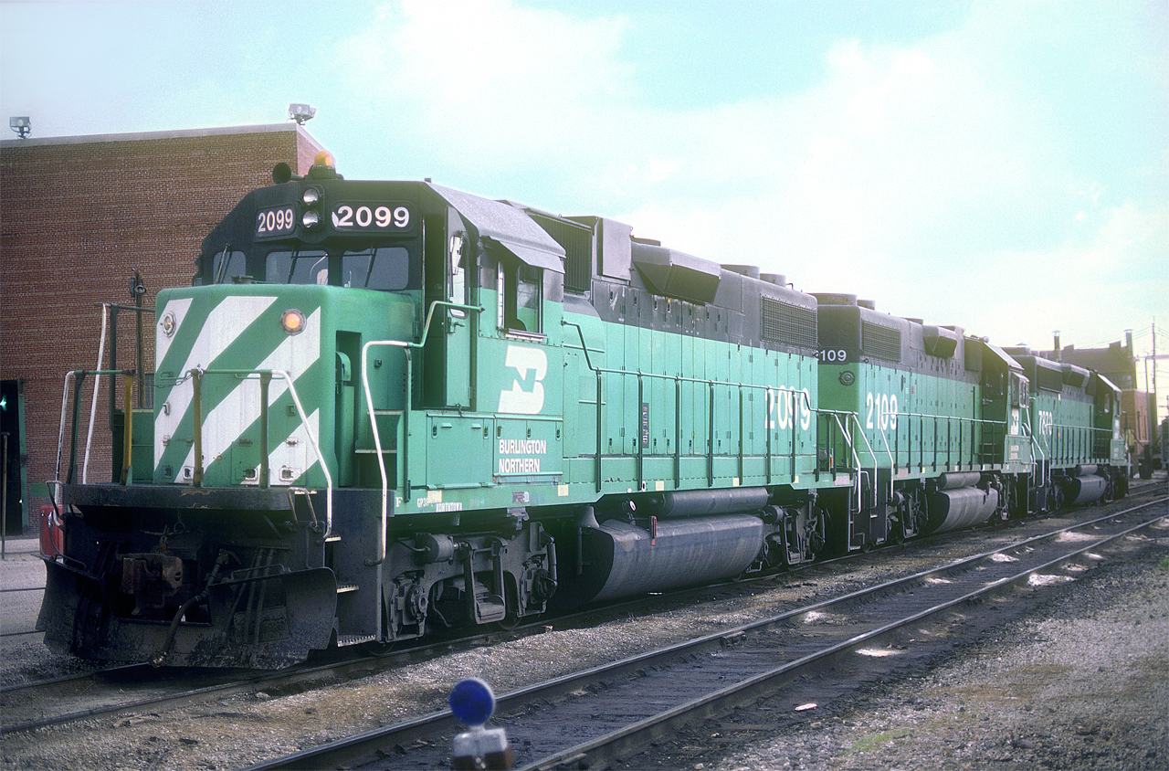 BN GP38-2 2099